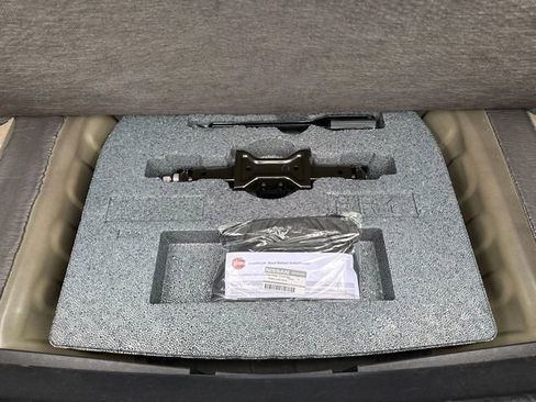 Used 2025 Nissan Altima 2.5 SV FWD image 26