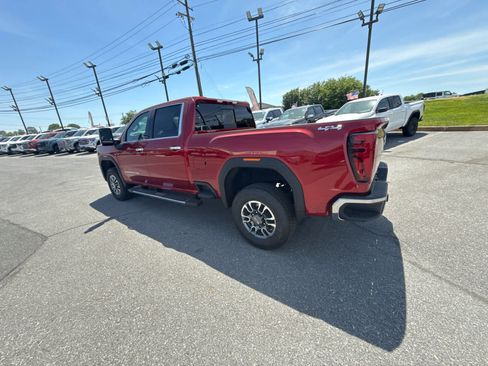 New 2026 GMC Sierra 2500 SLT w/ SLT Premium Package AWD/4WD image 9