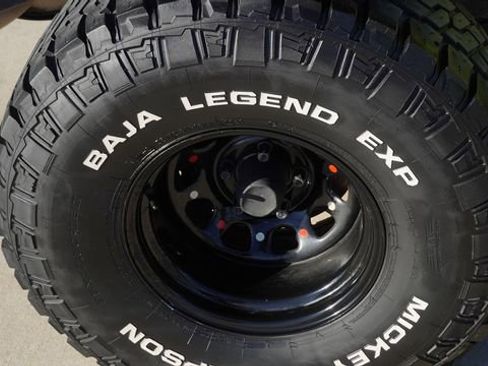 Used 2017 Jeep Wrangler Unlimited Sport w/ Connectivity Group image 11