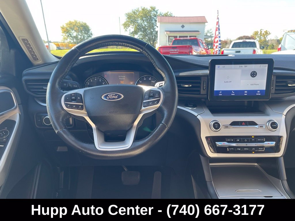 Used 2022 Ford Explorer XLT AWD/4WD image 9