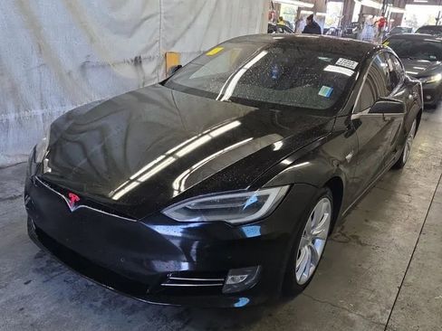 Used 2018 Tesla Model S 75D AWD/4WD image 1
