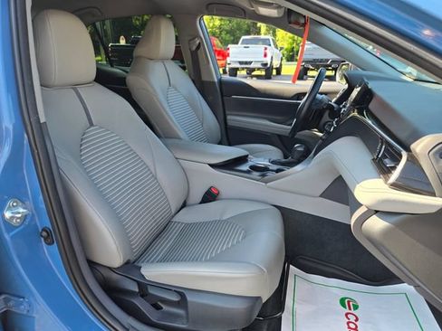 Used 2024 Toyota Camry SE FWD image 19