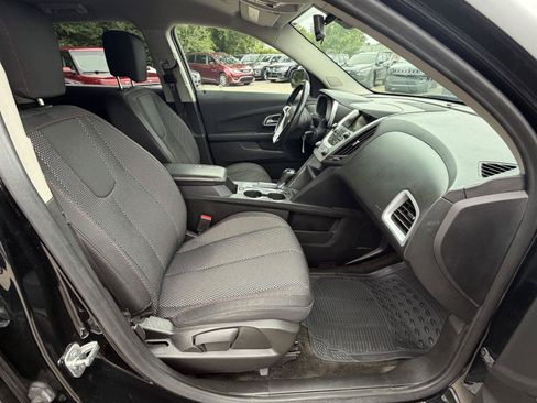 Used 2017 Chevrolet Equinox LT w/ Convenience Package FWD image 26