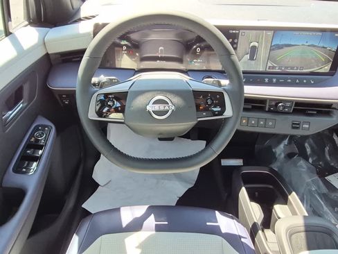 New 2026 Nissan Leaf SV+ w/ Floor Mat Package (SV+) FWD image 8