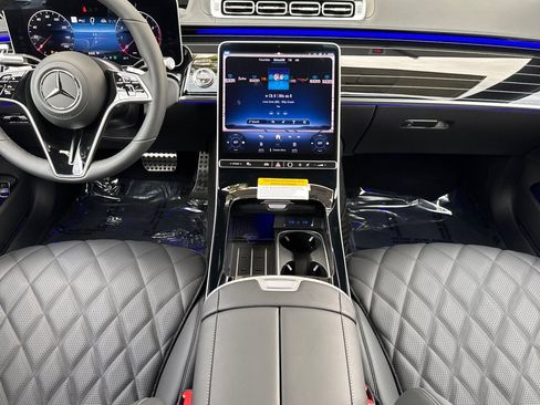 New 2026 Mercedes-Benz S 580 4MATIC Sedan image 3