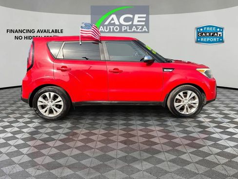 Used 2014 Kia Soul + image 4