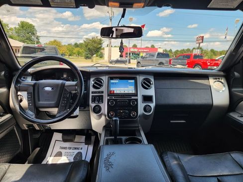 Used 2016 Ford Expedition EL XLT w/ Equipment Group 202A AWD/4WD image 21