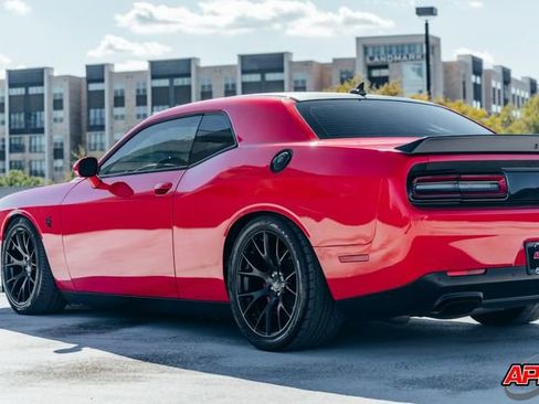 Used 2016 Dodge Challenger SRT Hellcat RWD image 54