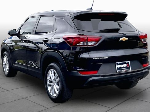 Used 2024 Chevrolet TrailBlazer LS w/ LS Convenience Package FWD image 12