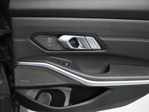 Used 2023 BMW M3 Competition RWD image 36