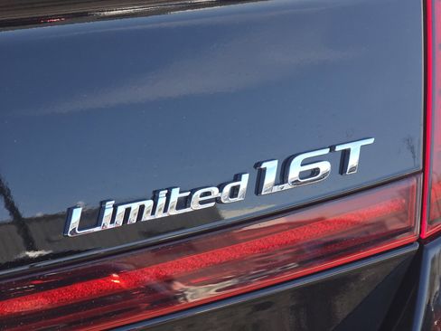 Used 2021 Hyundai Sonata Limited image 21