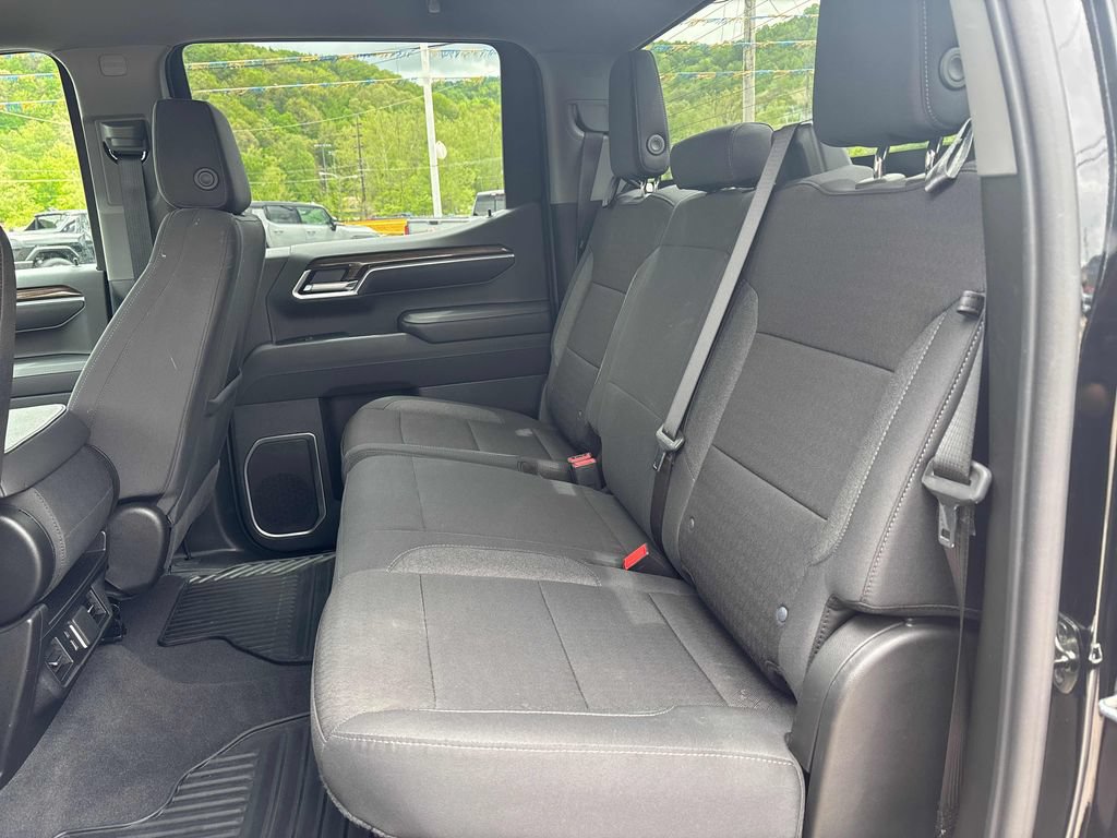 Used 2026 Chevrolet Silverado 1500 RST AWD/4WD image 26