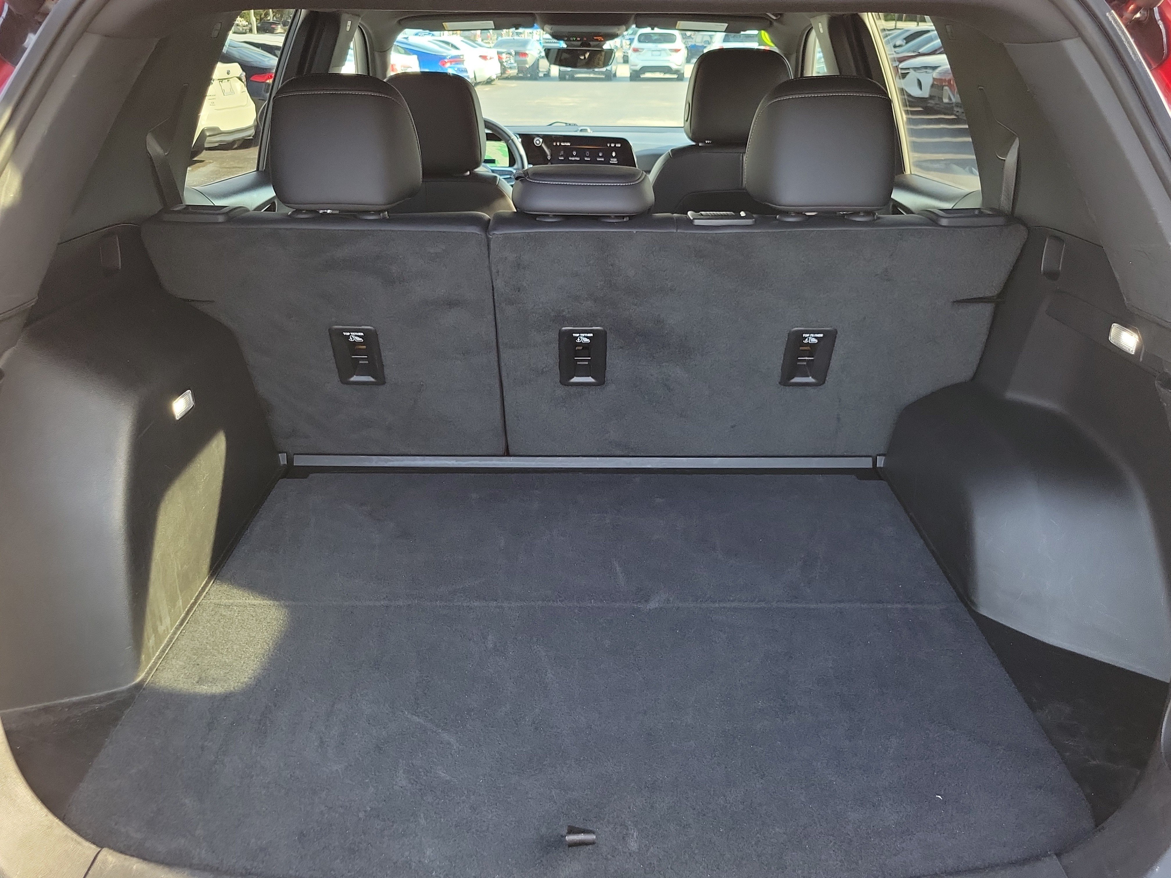 Used 2025 Chevrolet Equinox LT w/ Convenience Package II FWD image 8