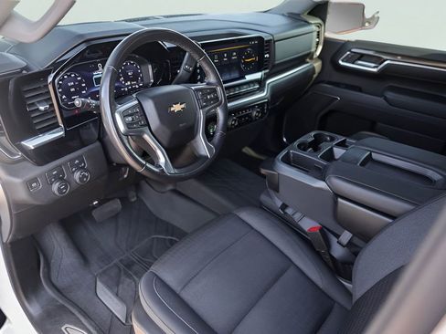 Used 2023 Chevrolet Silverado 1500 LT w/ Work Truck Package AWD/4WD image 13