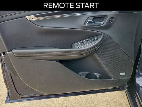 Used 2018 Chevrolet Impala Premier FWD image 19