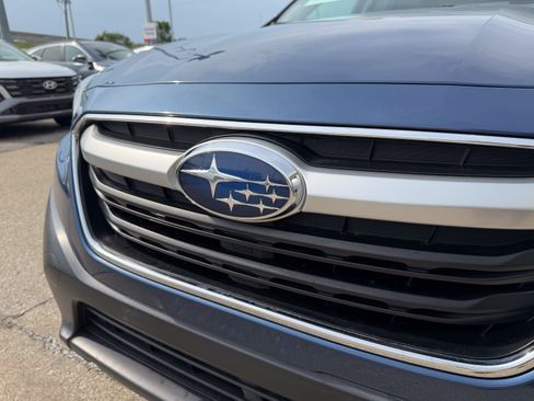 Used 2022 Subaru Outback Premium AWD/4WD image 21