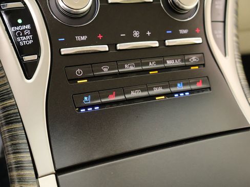 Used 2019 Lincoln Nautilus Black Label FWD image 8