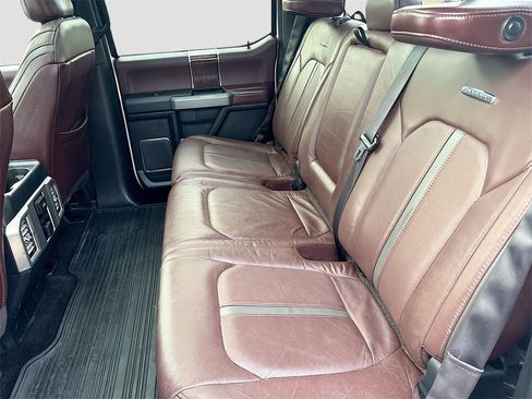 Used 2015 Ford F150 Platinum w/ Equipment Group 701A Luxury image 25