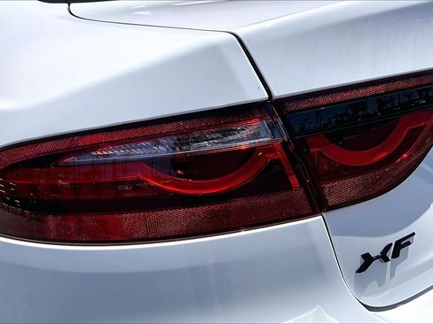 Used 2023 Jaguar XF SE RWD image 29