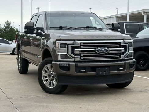 Used 2022 Ford F250 Limited w/ FX4 Off-Road Package AWD/4WD image 2