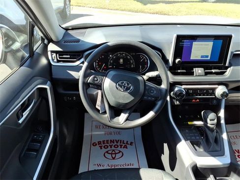 New 2025 Toyota RAV4 XLE image 12