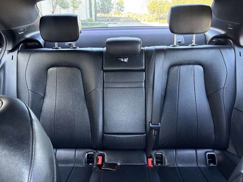 Used 2022 Mercedes-Benz A 220 image 31