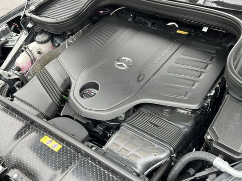New 2026 Mercedes-Benz GLS 450 4MATIC image 28
