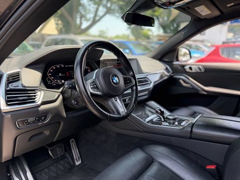 Used 2022 BMW X6 M50i w/ Premium Enhanced Package AWD/4WD image 26
