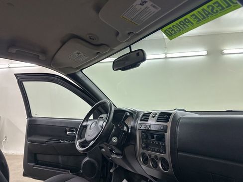 Used 2011 Chevrolet Colorado LT AWD/4WD image 17