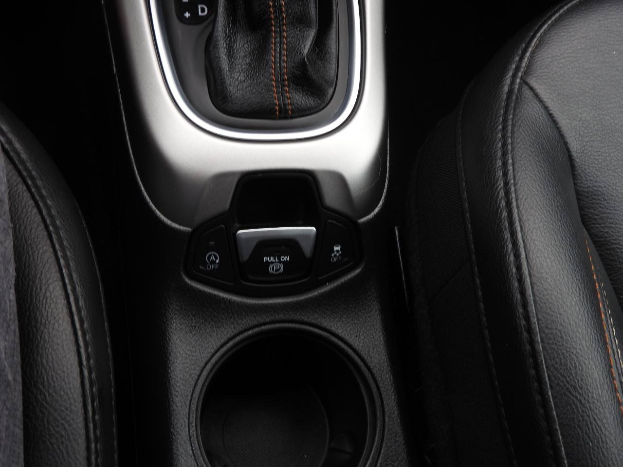 Used 2020 Jeep Compass Latitude AWD/4WD image 15