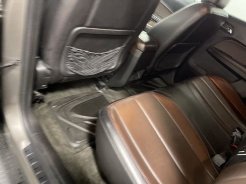 Used 2011 Chevrolet Equinox LTZ image 17
