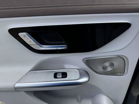 Used 2023 Mercedes-Benz EQE 350+ 4MATIC Sedan w/ Exclusive Trim Package image 36