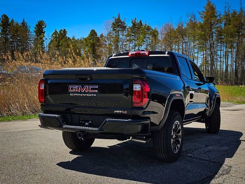 New 2026 GMC Canyon AT4 AWD/4WD image 3