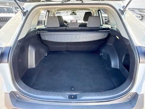 Used 2023 Toyota RAV4 XLE FWD image 30