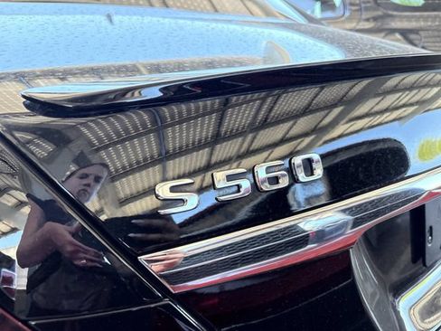 Used 2019 Mercedes-Benz S 560 Sedan image 9