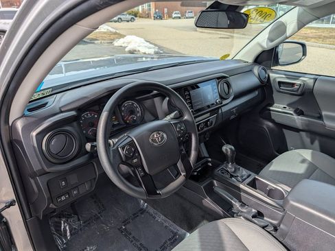 Used 2023 Toyota Tacoma SR AWD/4WD image 15