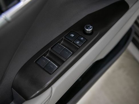 Used 2022 Toyota Camry XLE FWD image 20