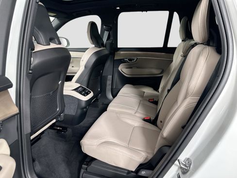 New 2026 Volvo XC90 B6 Ultra w/ Protection Package AWD/4WD image 24
