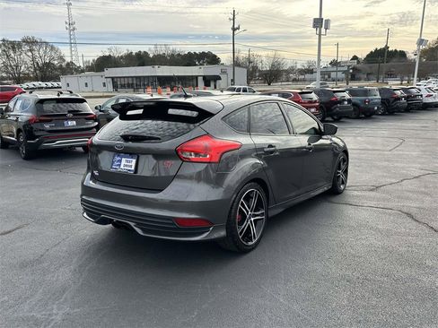 Used 2015 Ford Focus ST w/ Equipment Group 402A image 24