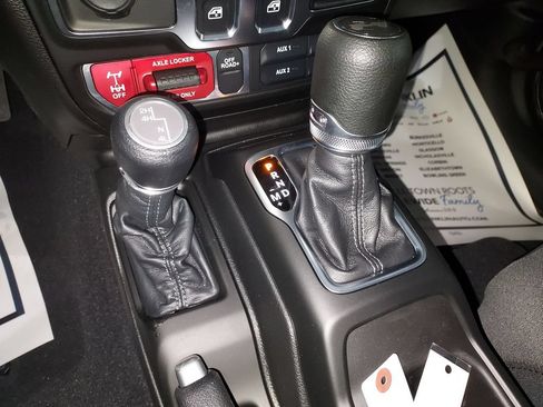 New 2026 Jeep Wrangler Sport AWD/4WD image 25