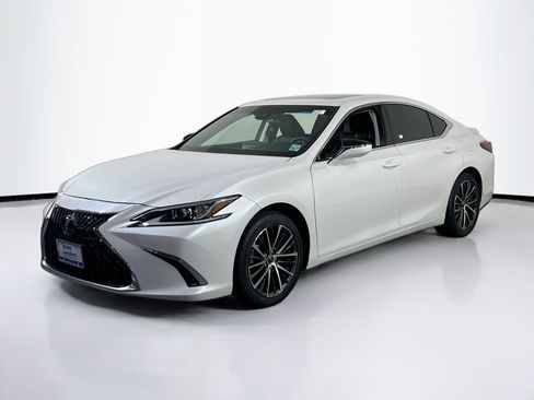 Used 2022 Lexus ES 350 w/ Premium Package image 1