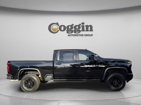 New 2026 Chevrolet Silverado 2500 ZR2 w/ LPO, Dark Essentials Package image 3