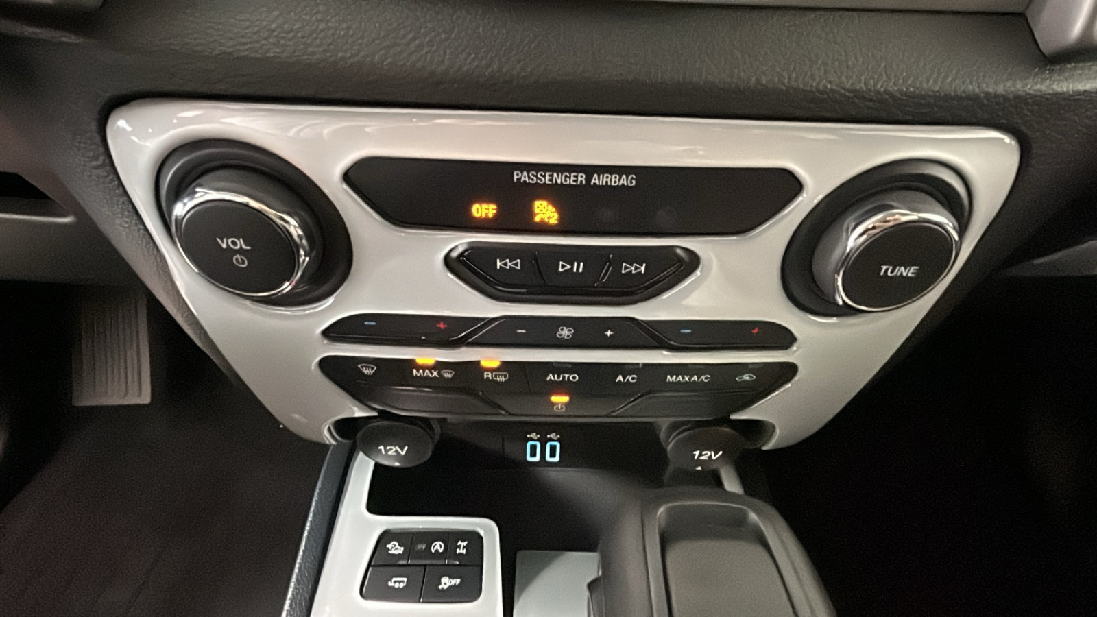 Used 2022 Ford Ranger XLT w/ FX4 Off-Road Package AWD/4WD image 25