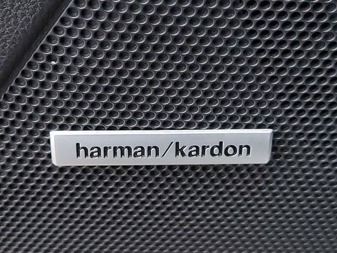 Certified 2025 Subaru Crosstrek 2.5i Limited w/ Crosstrek Mirror Package image 19