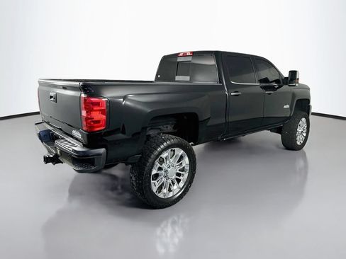 Used 2018 Chevrolet Silverado 2500 High Country w/ Duramax Plus Package AWD/4WD image 7