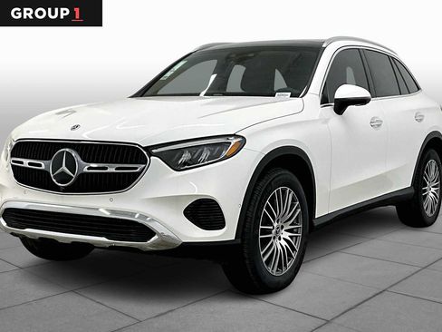 New 2025 Mercedes-Benz GLC 300 image 1