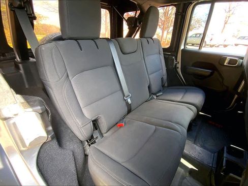 Used 2020 Jeep Wrangler Unlimited Sport S image 20