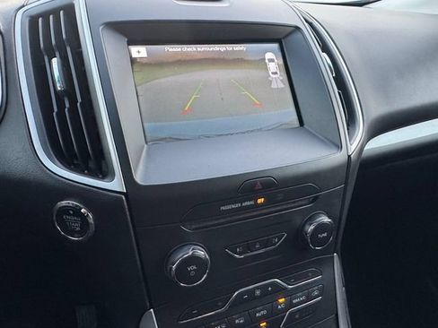 Used 2016 Ford Edge SEL w/ Equipment Group 201A FWD image 9