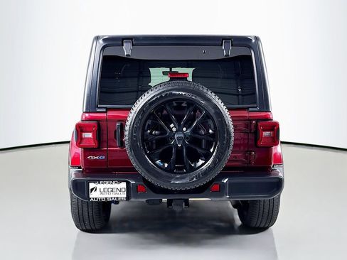 Used 2022 Jeep Wrangler Unlimited Sahara w/ Cold Weather Group AWD/4WD image 8