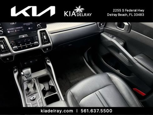 Certified 2021 Kia Sorento S w/ Panoramic Sunroof Package FWD image 14